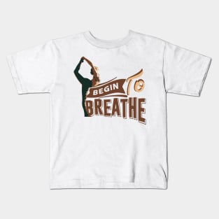 breathe yoga Kids T-Shirt